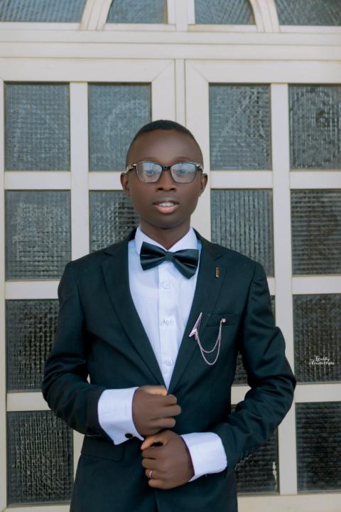 8b76caeeb26a4c798f0a539241648d5aa2f462c8316f44a4822c7e7cbd0c93fc md